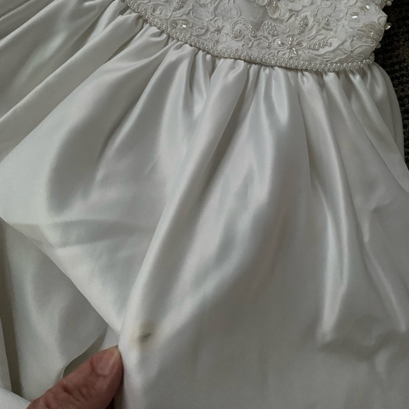 Vintage St Tropaz Wedding Dress With Attached Train - Picture 12 of 12